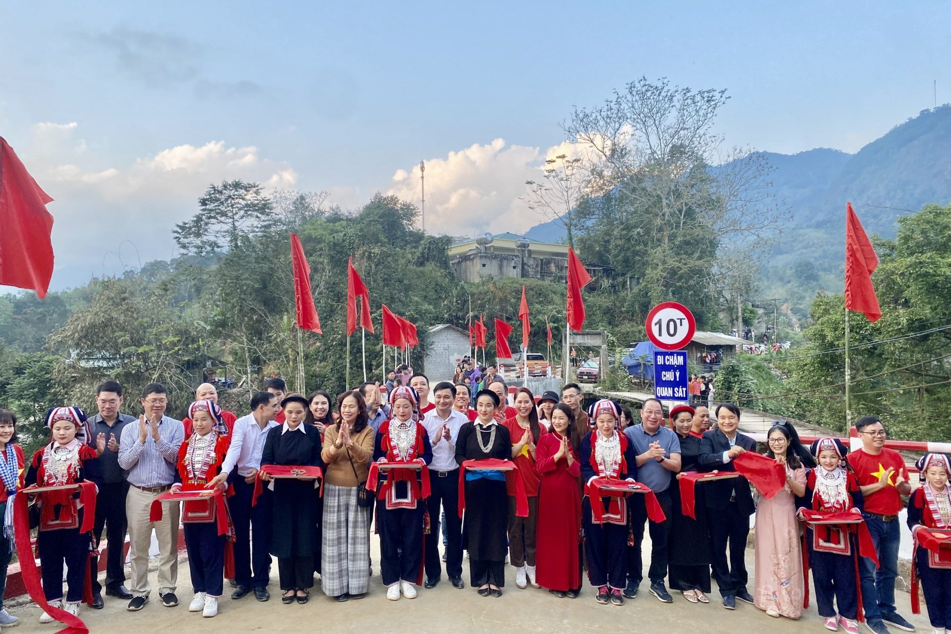 Quỹ Next-G: Khánh thành 2 cầu dân sinh tại Vị Xuyên, Hà Giang